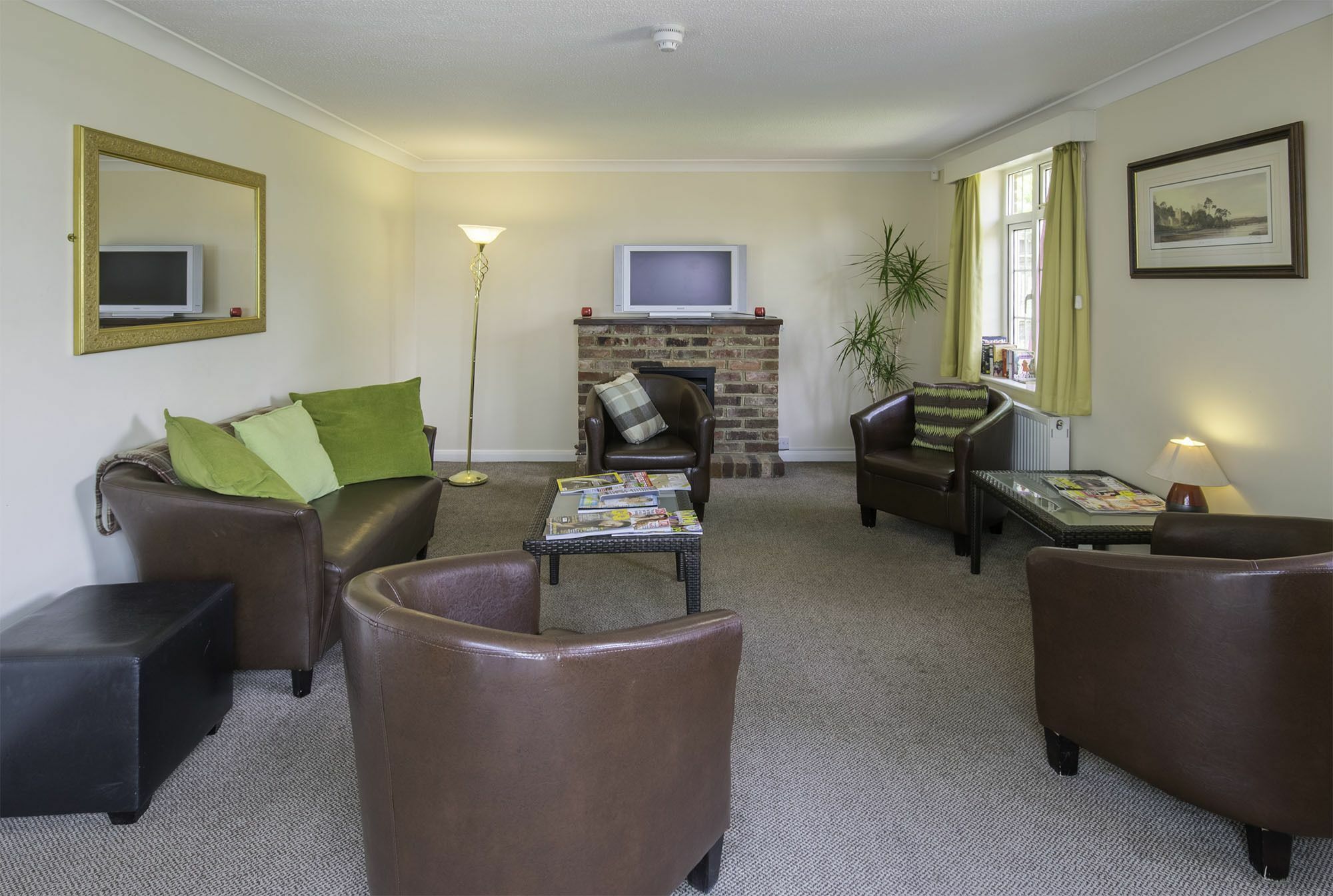 Отель Travelrest Fareham Solent Gateway Экстерьер фото
