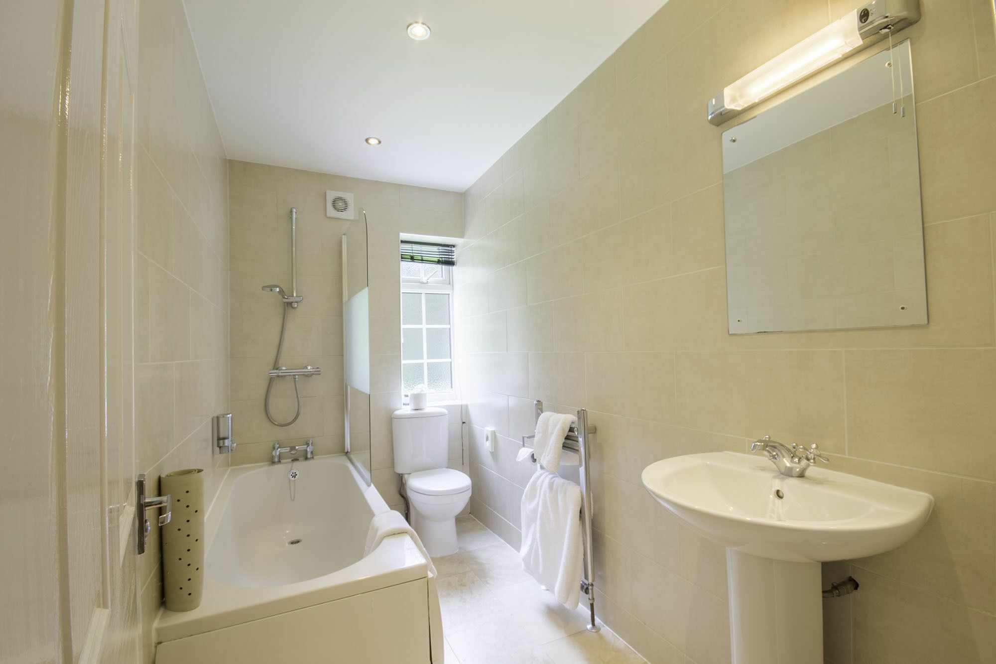 Отель Travelrest Fareham Solent Gateway Экстерьер фото